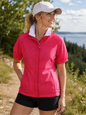 Sunice Pink Golf Windbreaker Jacket Women’s Small Athletic Outdoor Tenniscore